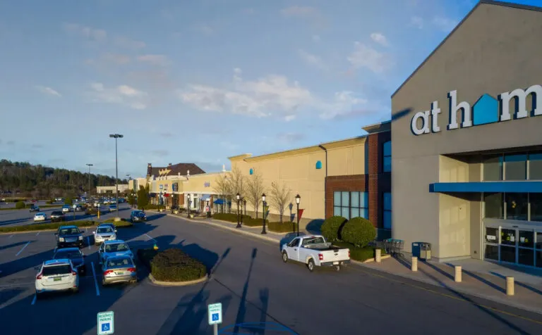 Pinnacle Trussville Shopping Center exterior